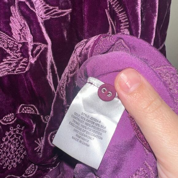 Johnny Was NWT $365 Henley Voyager Tunic Velvet Embroidered Purple Size Large - Picture 6 of 8